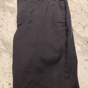 Banana Republic Aiden Chino- never worn